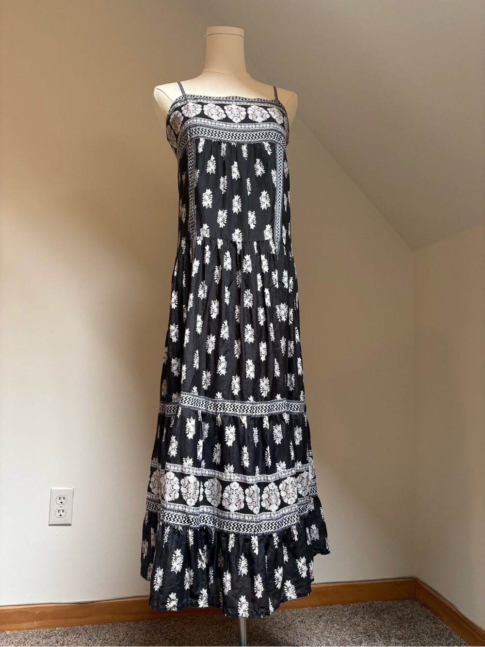 Joie tiered flowy cotton maxi/midi dress with adjustable straps & side zipper